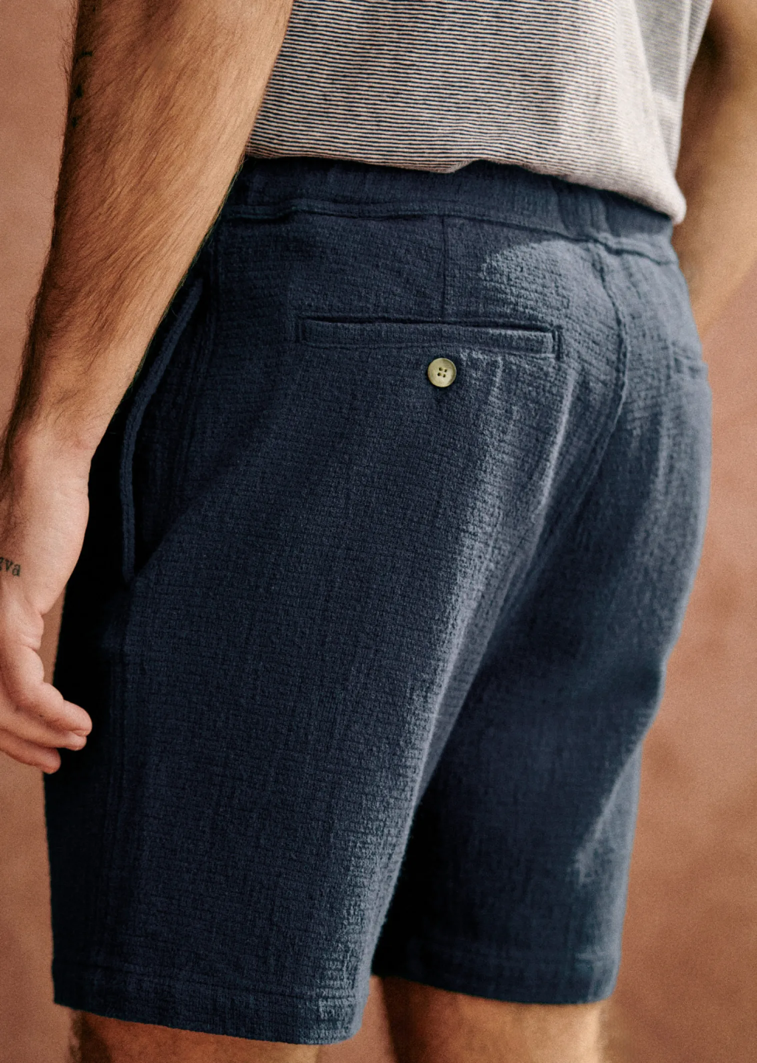 short_priam_textur_6.webp Sezane Short Priam Texturé< Shorts